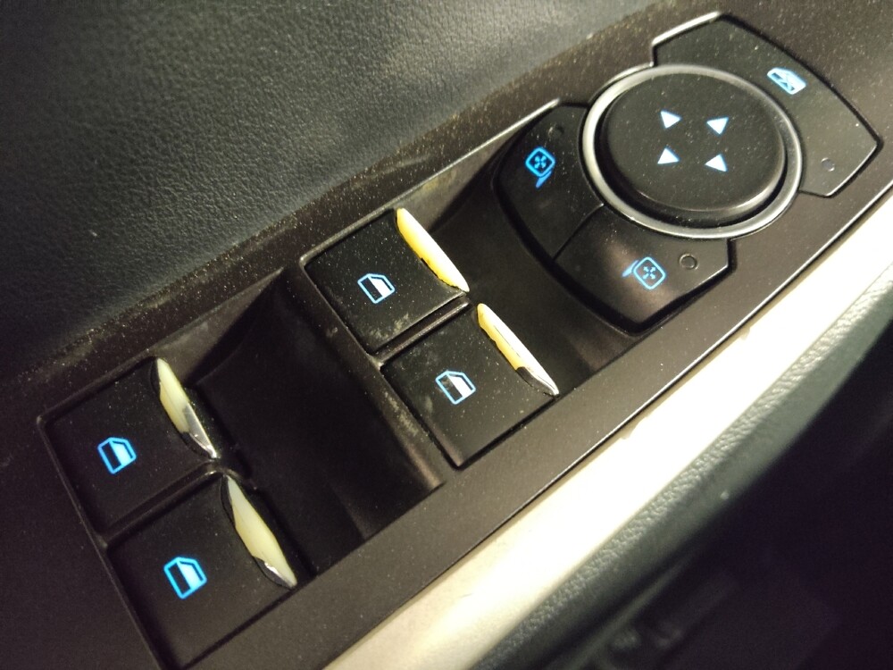 2021 Ford Explorer in Live Oak, TX 78233 - 18125849 27