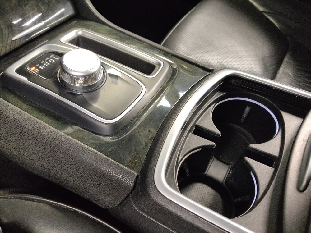 2019 Chrysler 300 in Houston, TX 77074 - 18125853 26