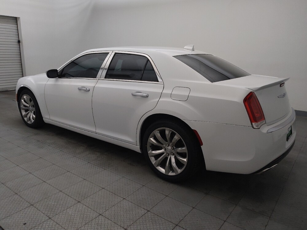 2019 Chrysler 300 in Houston, TX 77074 - 18125853 3