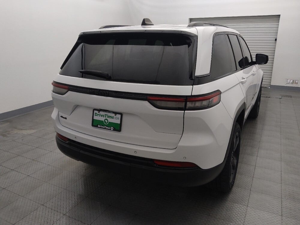 2023 Jeep Grand Cherokee in Houston, TX 77074 - 18125870 7