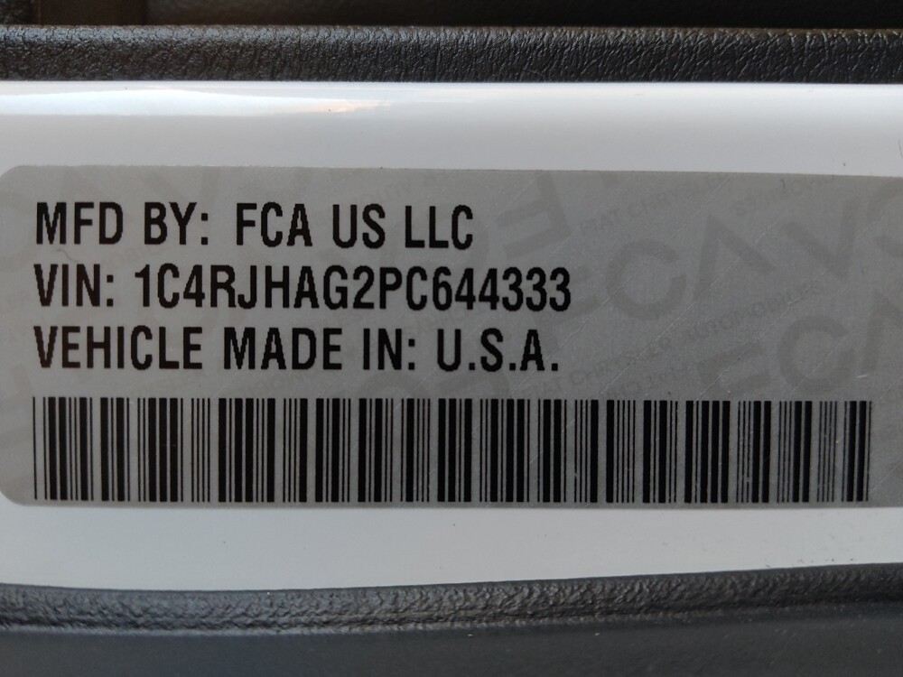 2023 Jeep Grand Cherokee in Houston, TX 77074 - 18125870 33