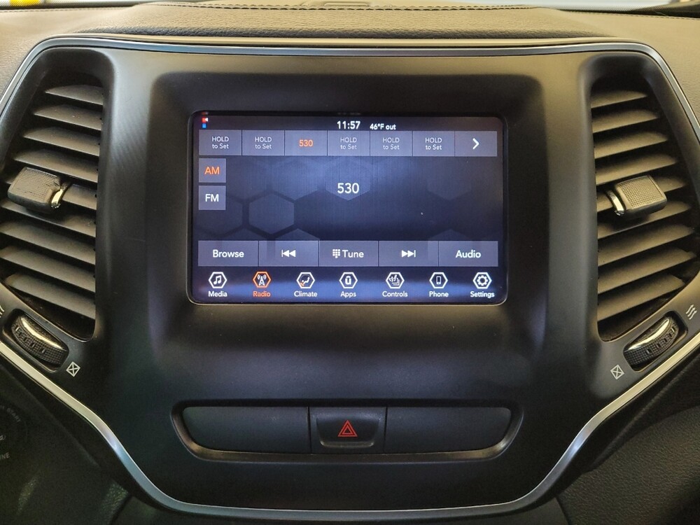 2019 Jeep Cherokee in Columbus, OH 43228 - 18125872 25