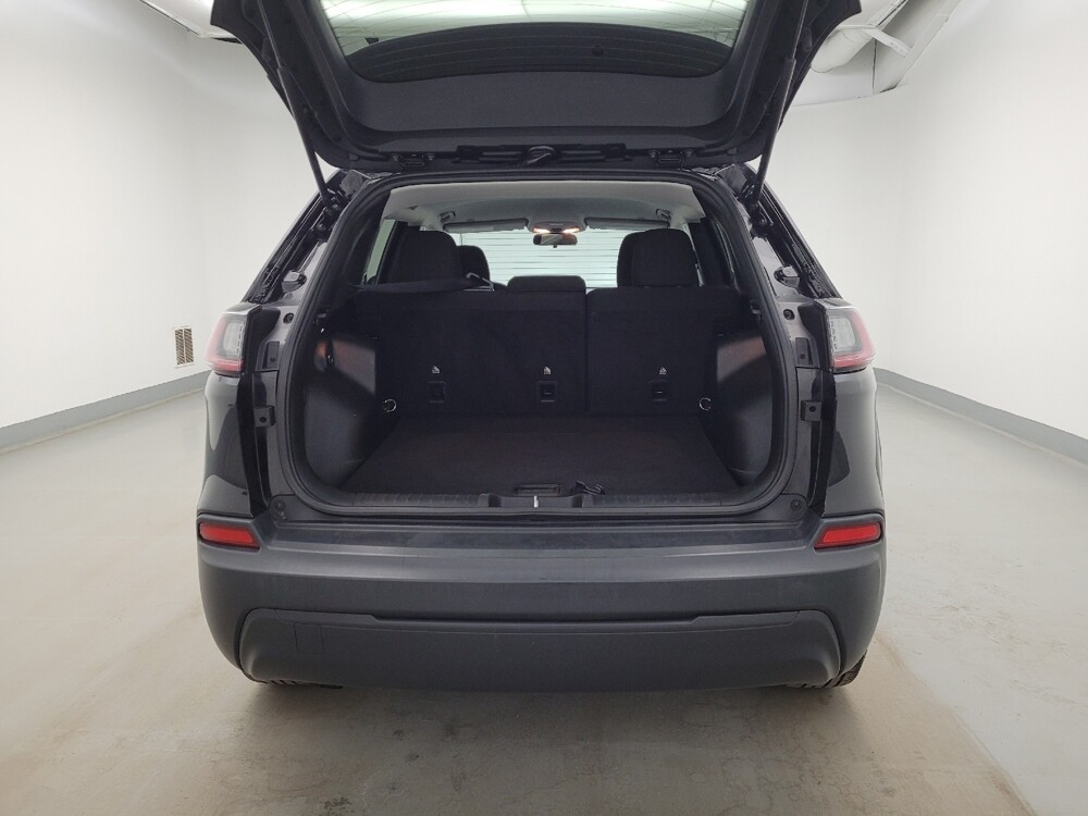 2019 Jeep Cherokee in Columbus, OH 43228 - 18125872 29