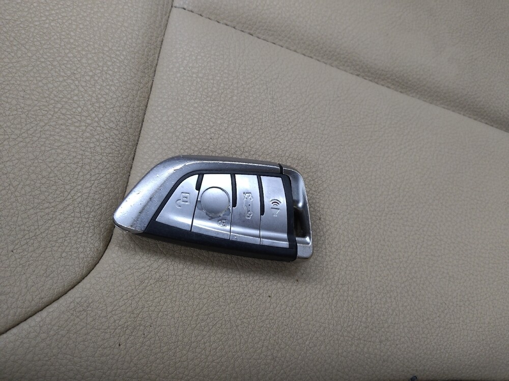 2015 BMW 320i in St. Louis, MO 63136 - 18125875 32