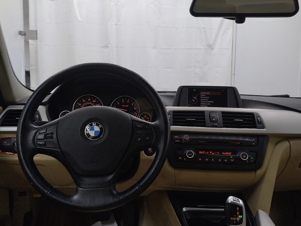 2015 BMW 320i in St. Louis, MO 63136 - 18125875 22
