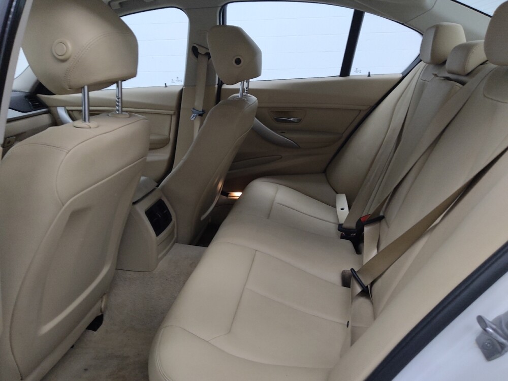 2015 BMW 320i in St. Louis, MO 63136 - 18125875 18