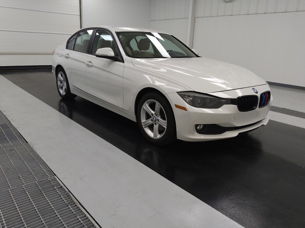 2015 BMW 320i in St. Louis, MO 63136 - 18125875 13