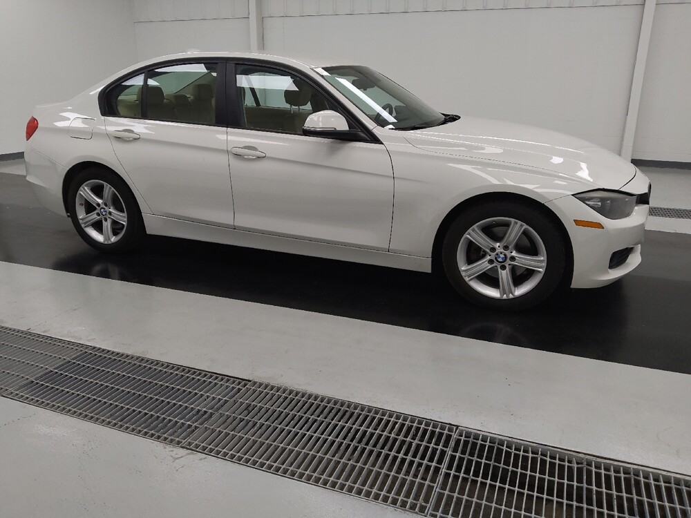 2015 BMW 320i in St. Louis, MO 63136 - 18125875 11