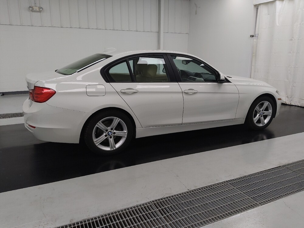 2015 BMW 320i in St. Louis, MO 63136 - 18125875 10