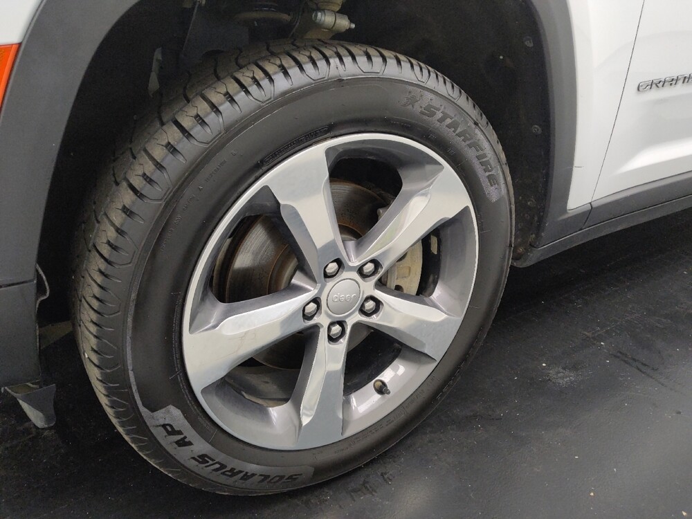 2021 Jeep Grand Cherokee L in St. Louis, MO 63136 - 18125876 31