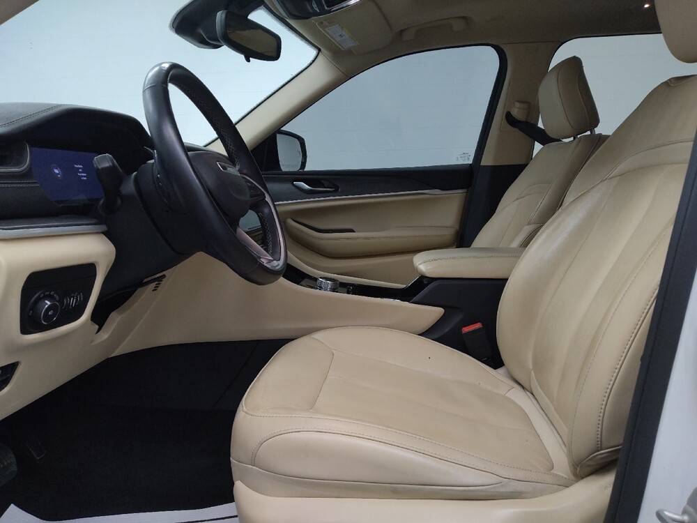 2021 Jeep Grand Cherokee L in St. Louis, MO 63136 - 18125876 17