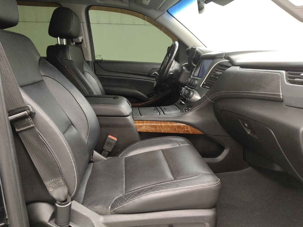 2019 Chevrolet Tahoe in St. Louis, MO 63125 - 18125877 21