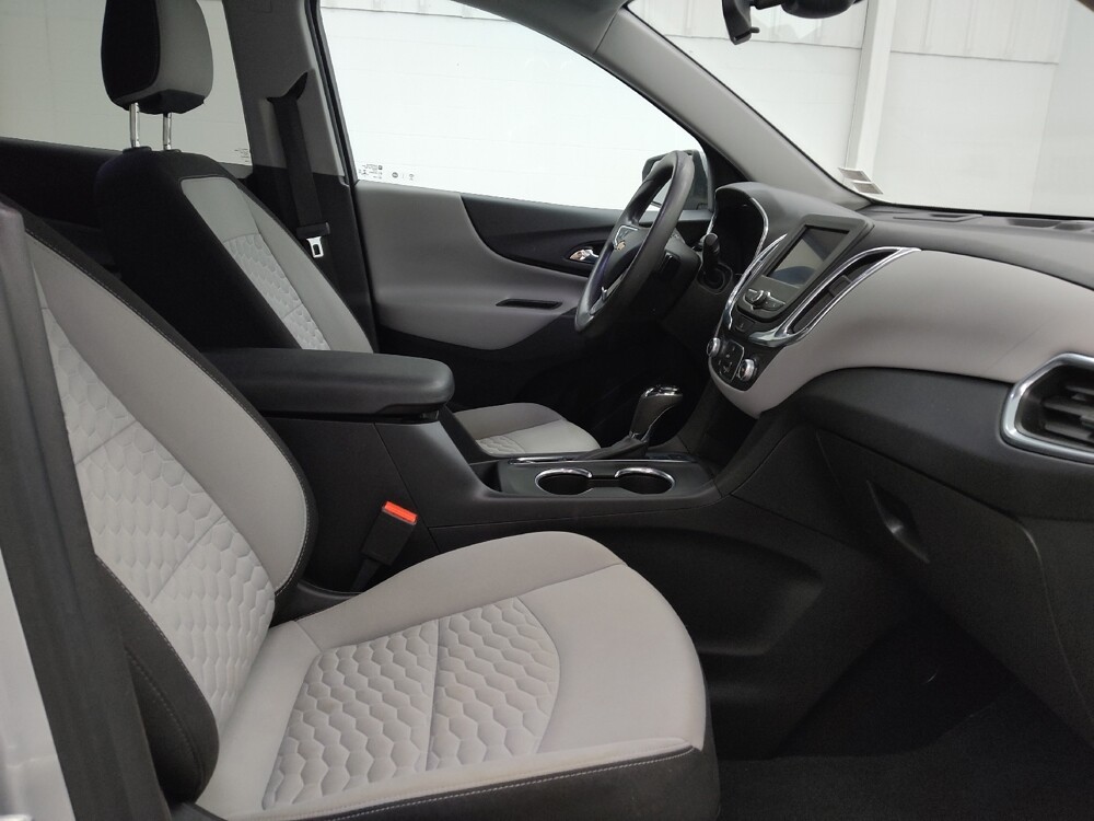 2021 Chevrolet Equinox in St. Louis, MO 63136 - 18125878 21