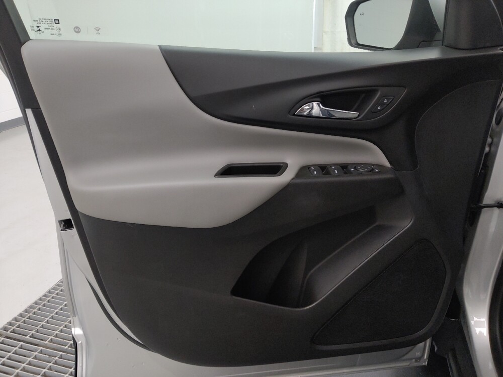 2021 Chevrolet Equinox in St. Louis, MO 63136 - 18125878 22