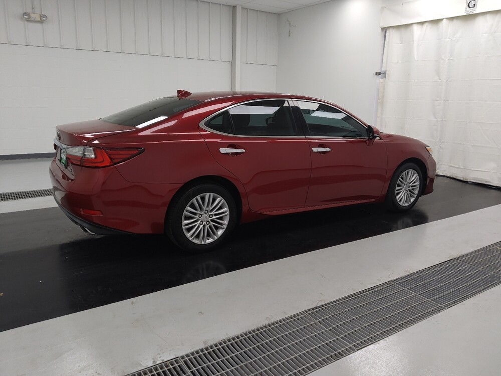 2017 Lexus ES 350 in St. Louis, MO 63136 - 18125879 10