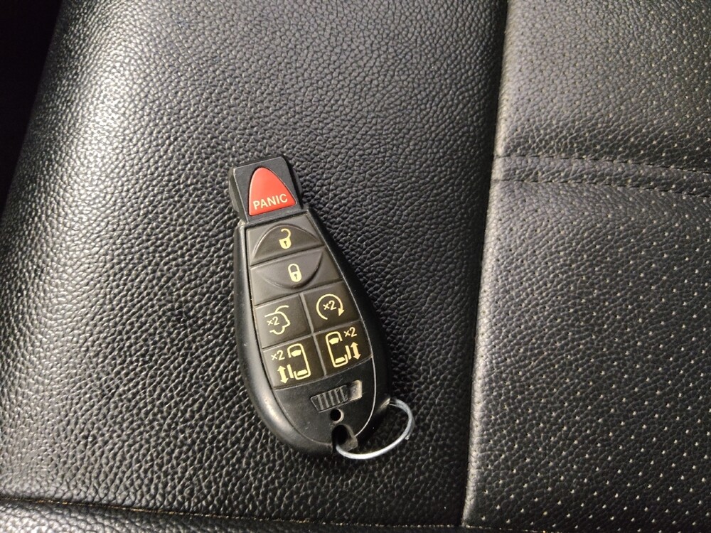 2017 Dodge Grand Caravan in St. Louis, MO 63136 - 18125880 32