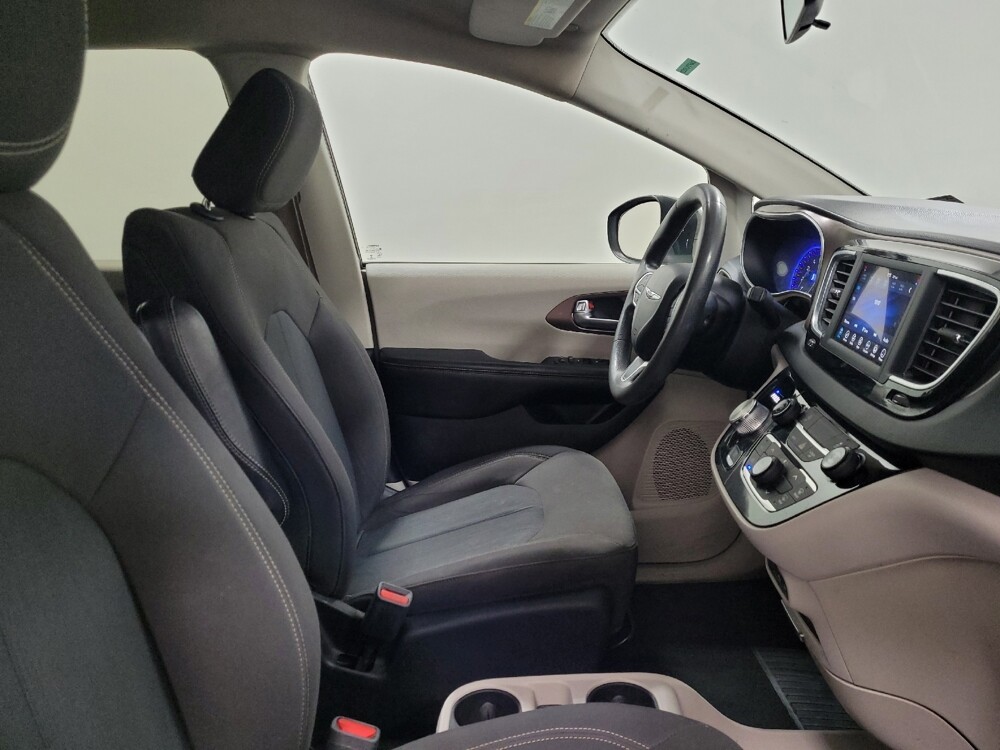 2020 Chrysler Voyager in Williamstown, NJ 8094 - 18125881 21