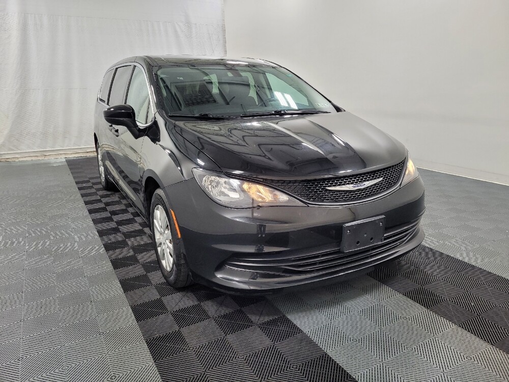 2020 Chrysler Voyager in Williamstown, NJ 8094 - 18125881 13