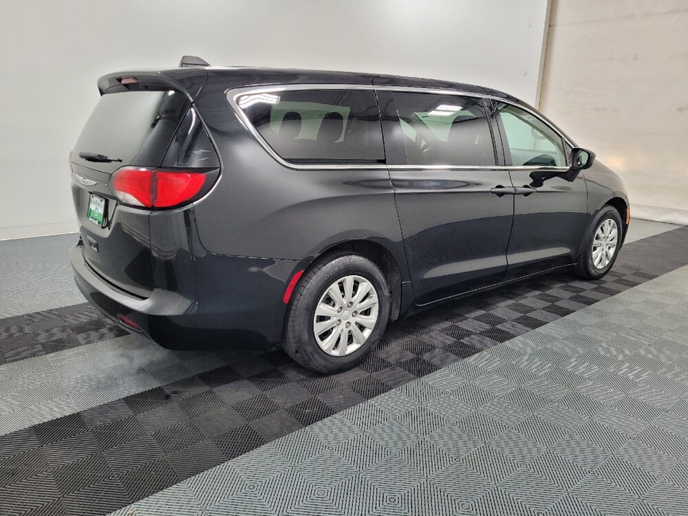 2020 Chrysler Voyager in Williamstown, NJ 8094 - 18125881 10