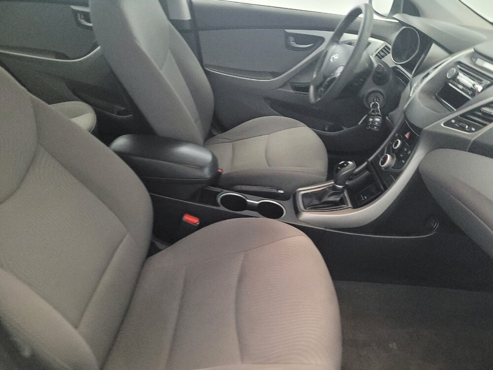 2016 Hyundai Elantra in Fayetteville, NC 28304 - 18125882 21