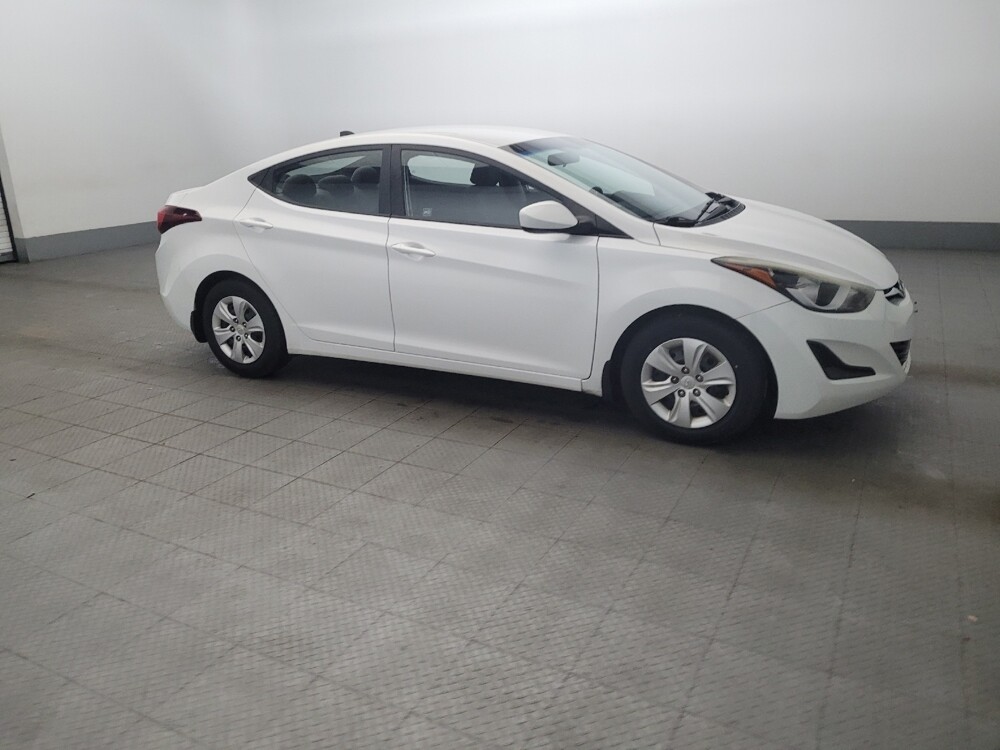 2016 Hyundai Elantra in Fayetteville, NC 28304 - 18125882 11