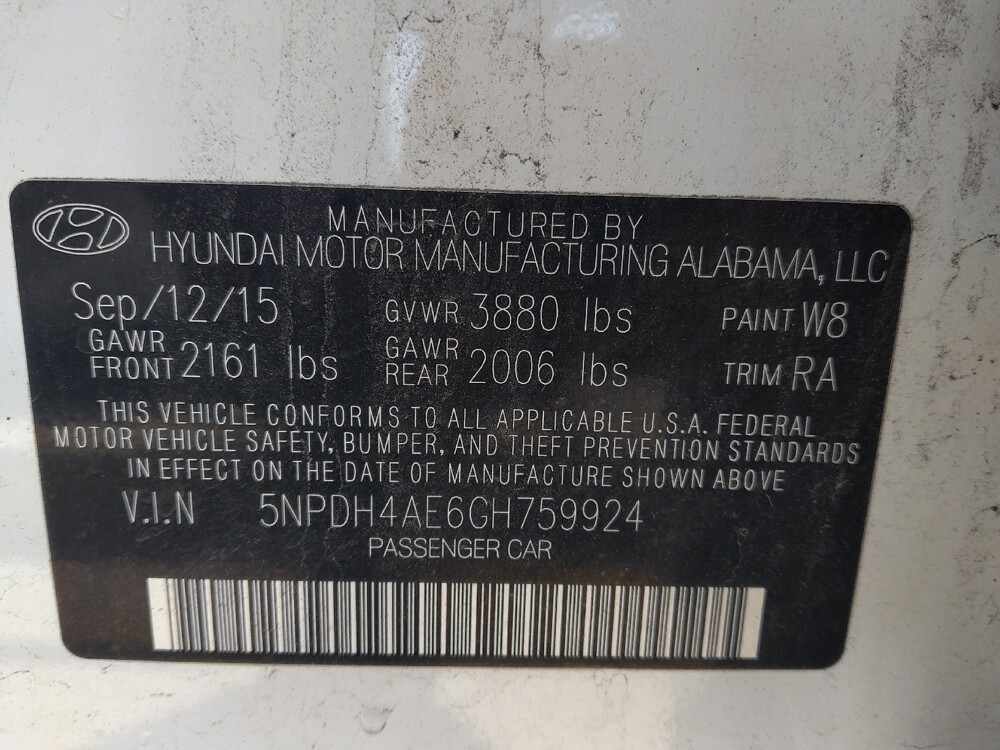 2016 Hyundai Elantra in Fayetteville, NC 28304 - 18125882 33