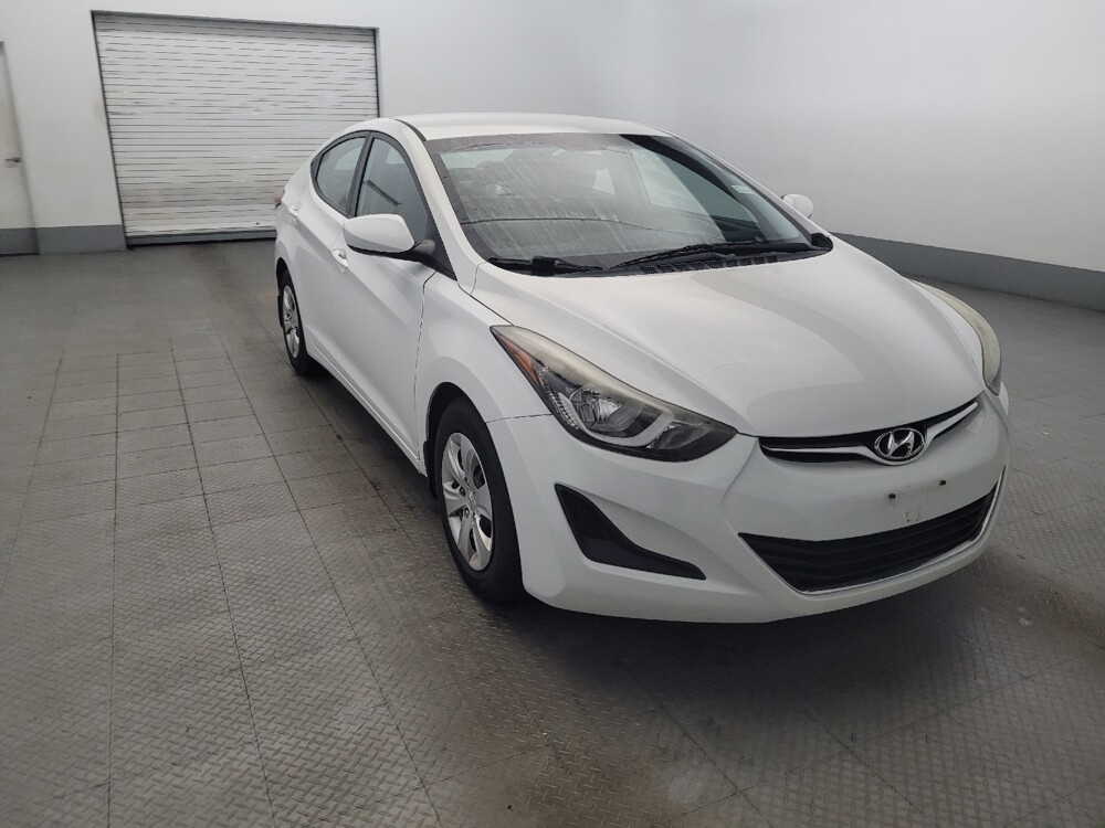 2016 Hyundai Elantra in Fayetteville, NC 28304 - 18125882 13