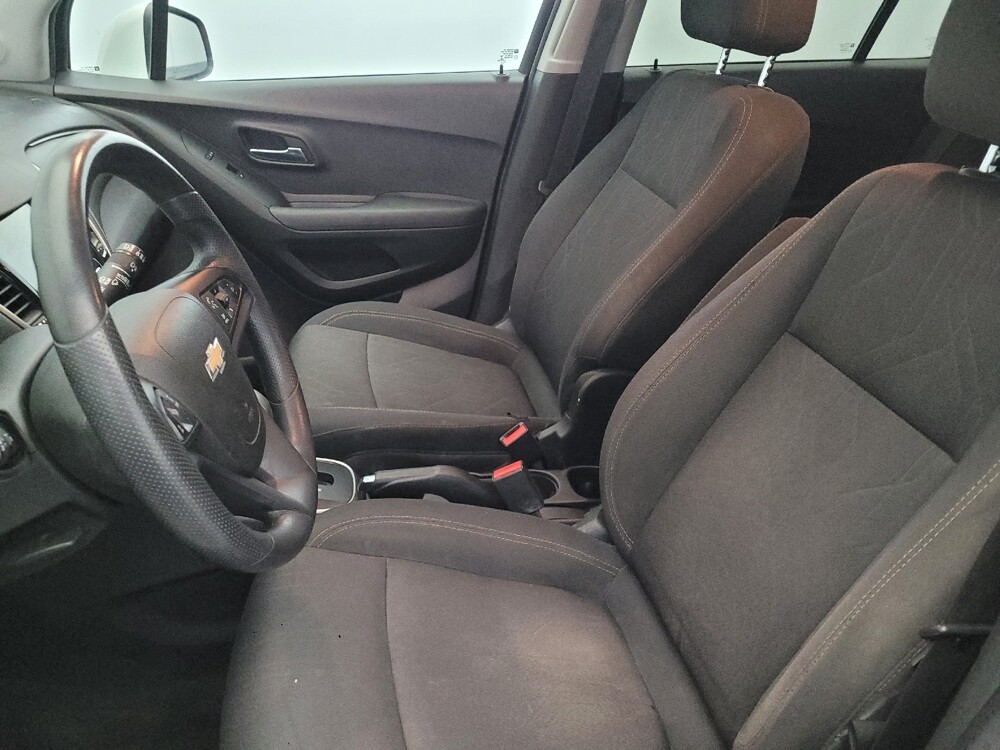 2018 Chevrolet Trax in Owings Mills, MD 21117 - 18125884 17