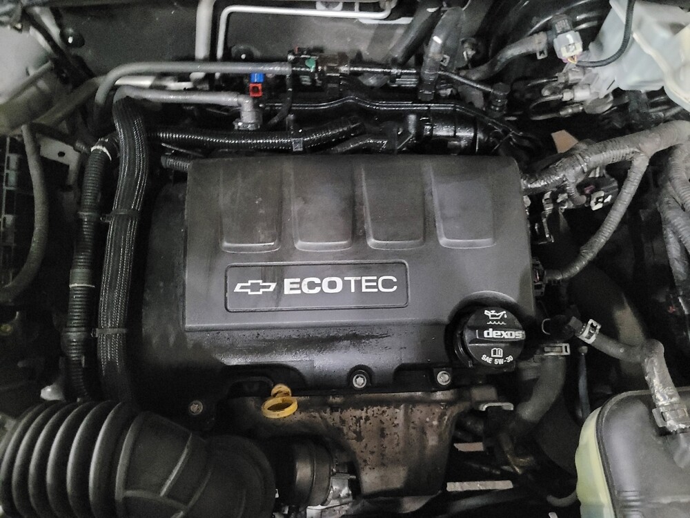 2018 Chevrolet Trax in Owings Mills, MD 21117 - 18125884 30