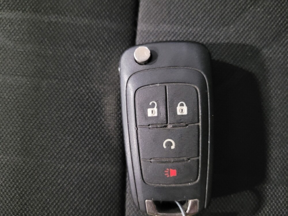 2018 Chevrolet Trax in Owings Mills, MD 21117 - 18125884 32