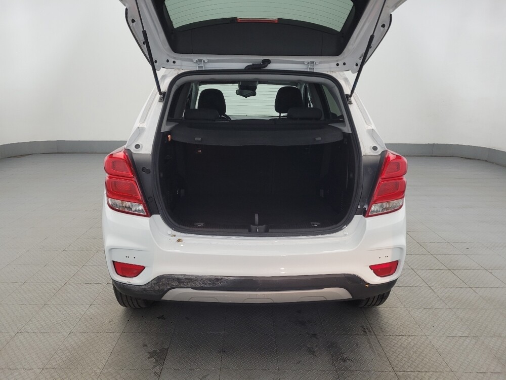 2018 Chevrolet Trax in Owings Mills, MD 21117 - 18125884 29