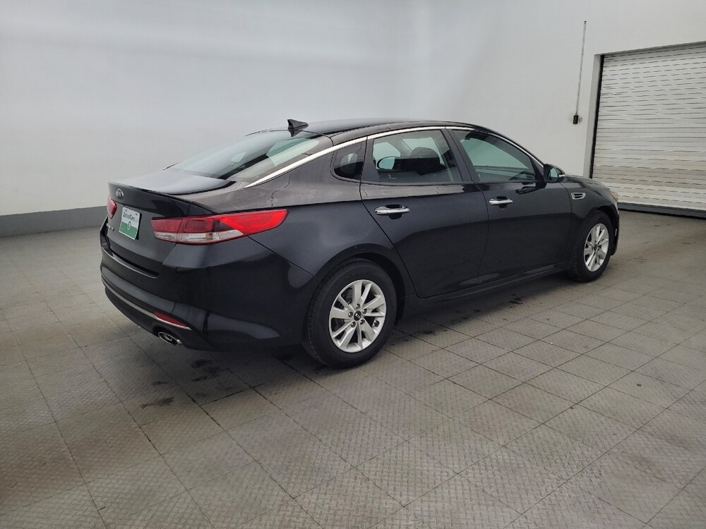 2018 Kia Optima in Pittsburgh, PA 15236 - 18125885 10