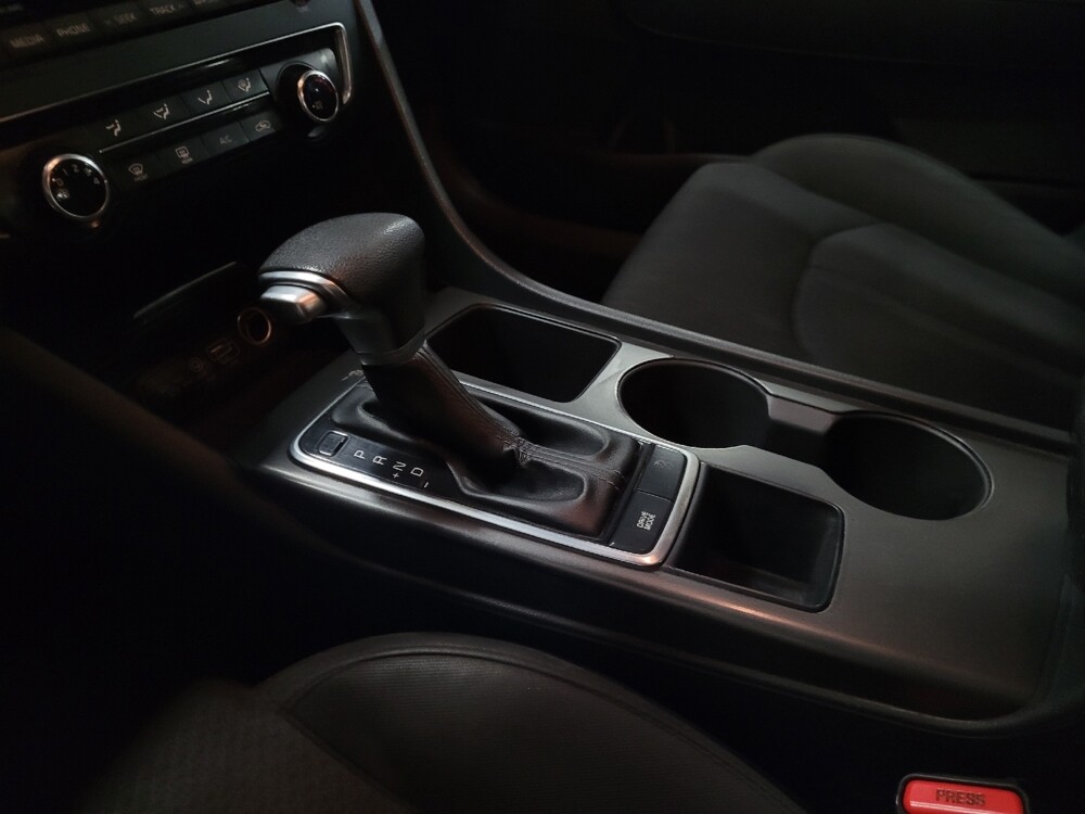 2018 Kia Optima in Pittsburgh, PA 15236 - 18125885 26