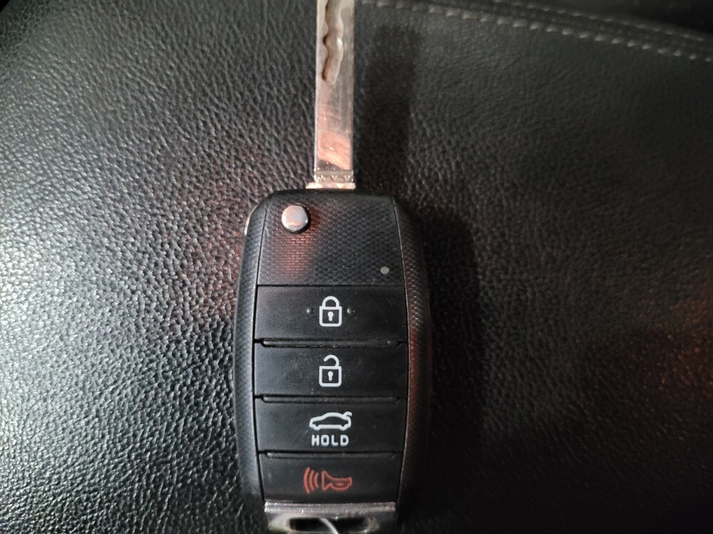 2018 Kia Optima in Pittsburgh, PA 15236 - 18125885 32