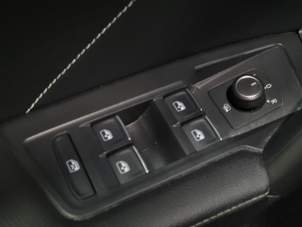 2022 Volkswagen Tiguan in Woodbridge, VA 22191 - 18125889 27