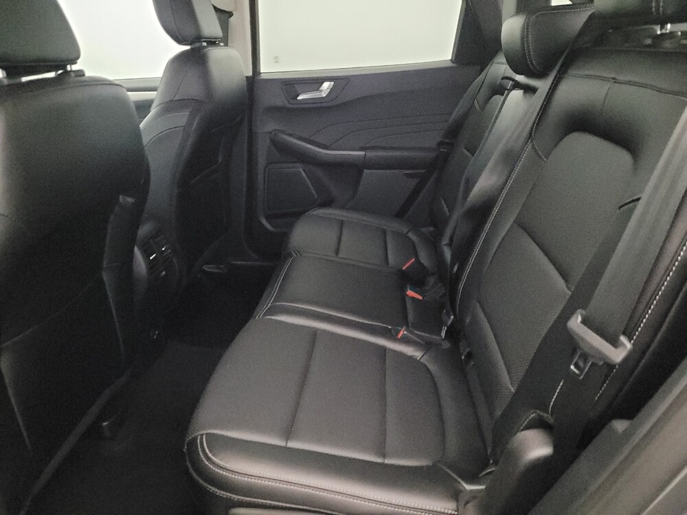 2022 Ford Escape in Woodbridge, VA 22191 - 18125893 18