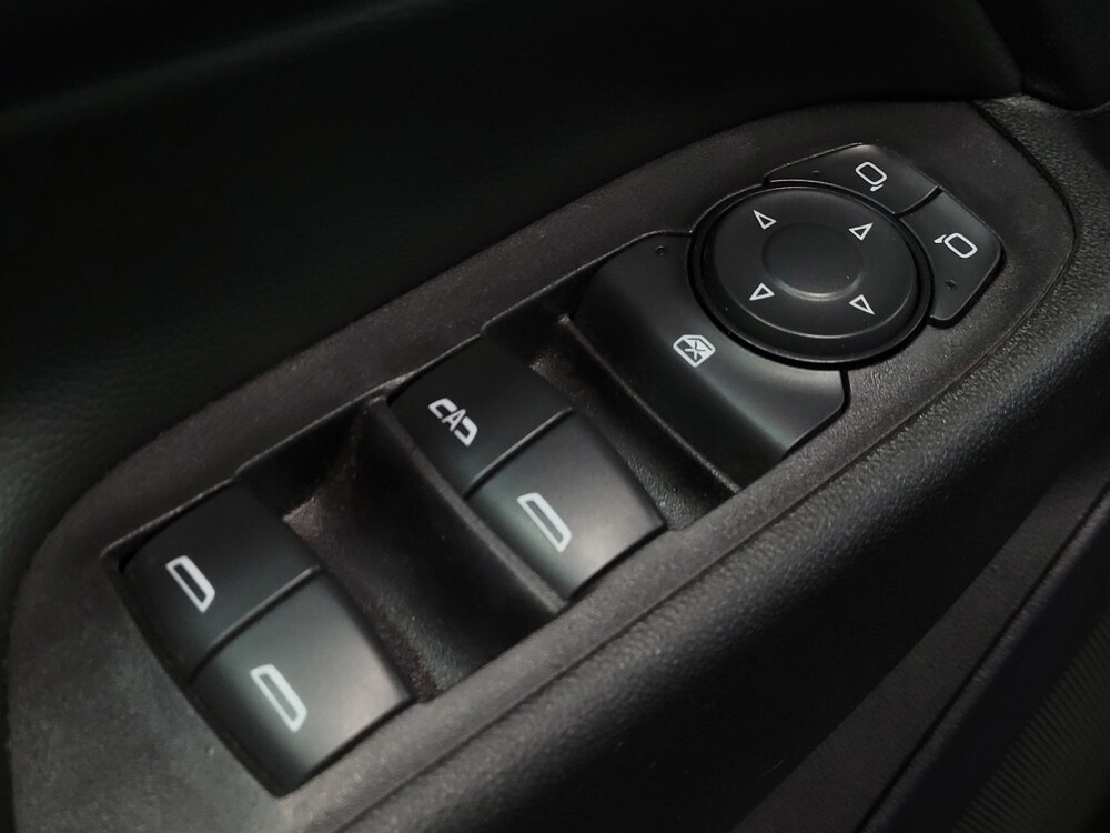 2021 Chevrolet Equinox in Pittsburgh, PA 15237 - 18125895 27