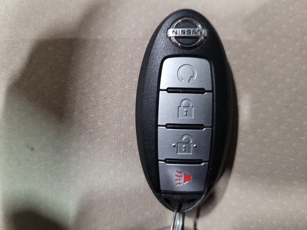 2015 Nissan Murano in Pittsburgh, PA 15237 - 18125897 32