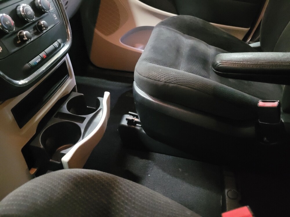 2018 Dodge Grand Caravan in Owings Mills, MD 21117 - 18125898 26