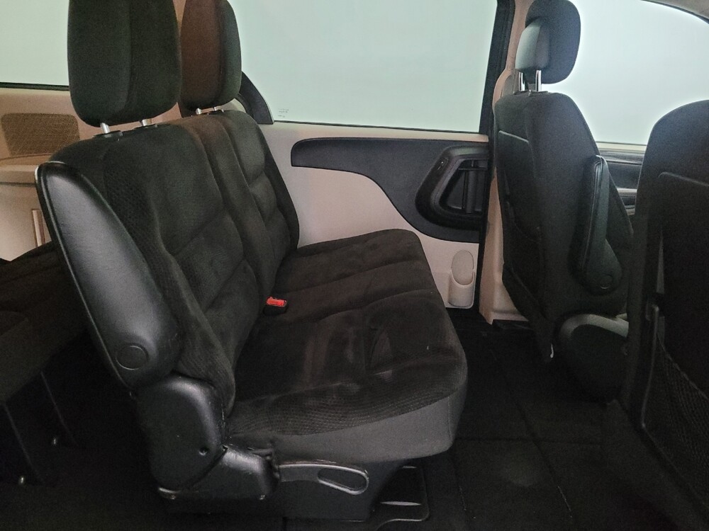 2018 Dodge Grand Caravan in Owings Mills, MD 21117 - 18125898 19