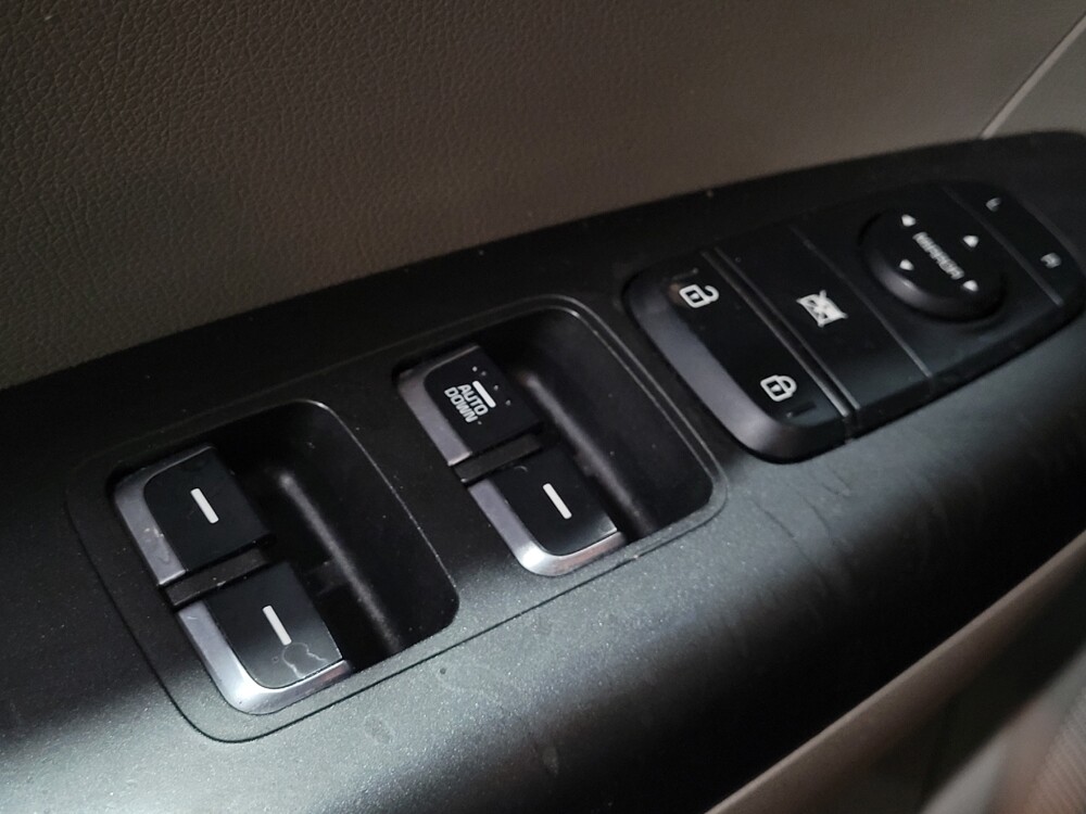 2020 Kia Sportage in Pittsburgh, PA 15236 - 18125902 27