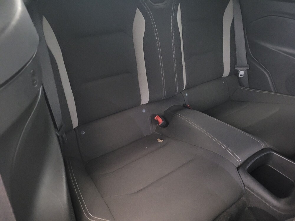 2019 Chevrolet Camaro in New Castle, DE 19720 - 18125908 19