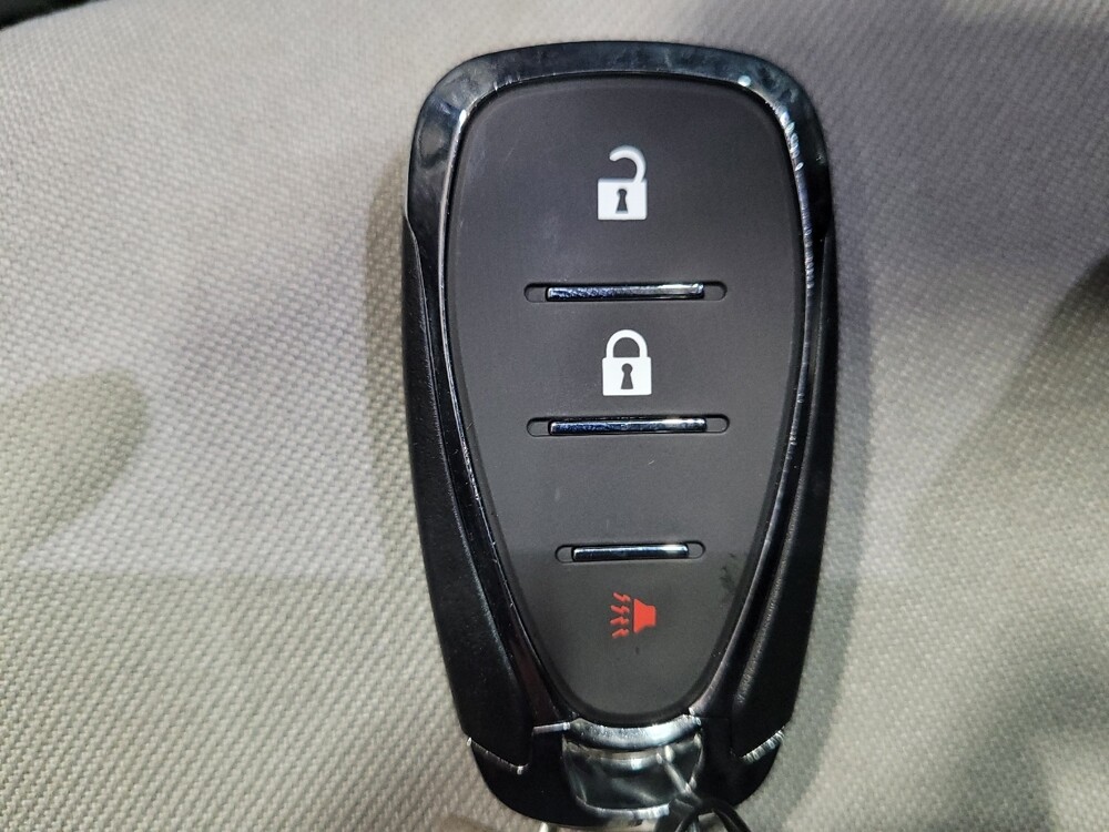 2020 Chevrolet Equinox in Chesapeake, VA 23320 - 18125926 32