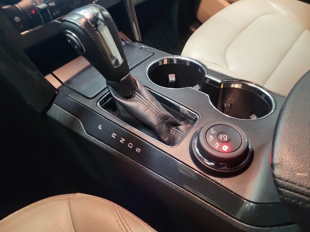 2018 Ford Explorer in Temple Hills, MD 20746 - 18125930 26