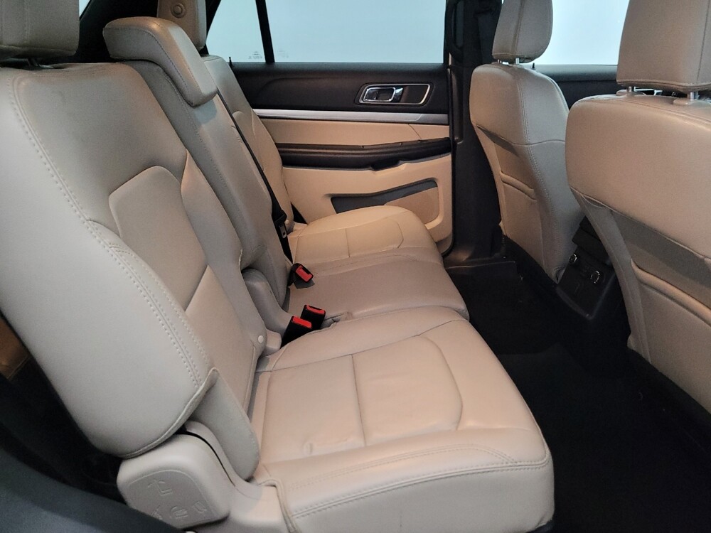 2018 Ford Explorer in Temple Hills, MD 20746 - 18125930 19