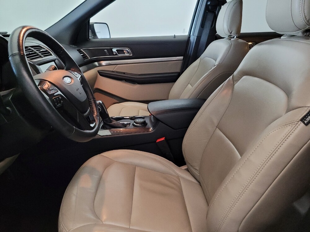 2018 Ford Explorer in Temple Hills, MD 20746 - 18125930 17