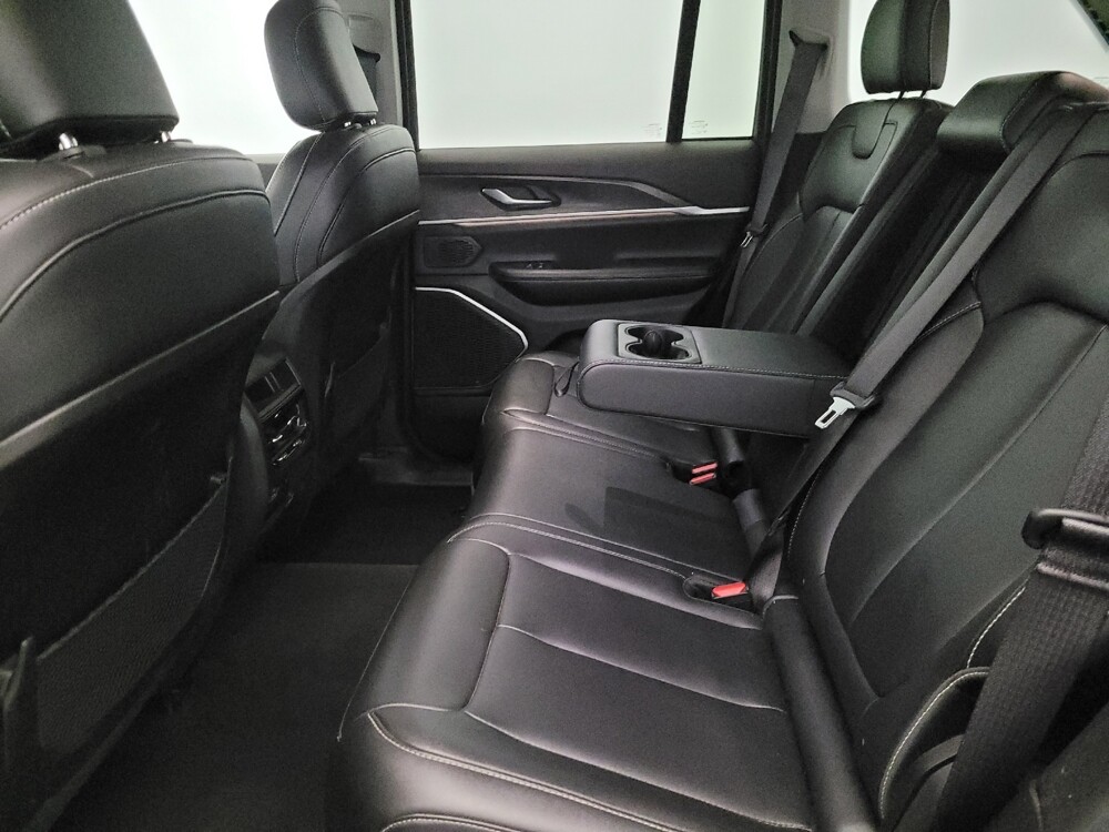 2023 Jeep Grand Cherokee in Richmond, VA 23235 - 18125931 18