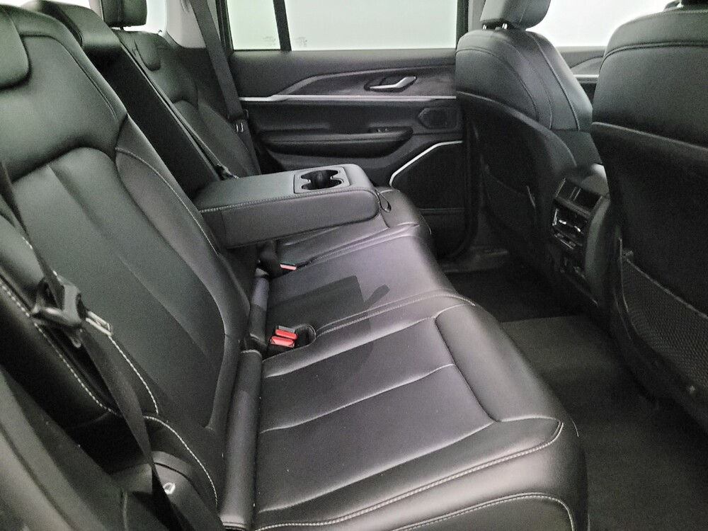 2023 Jeep Grand Cherokee in Richmond, VA 23235 - 18125931 19