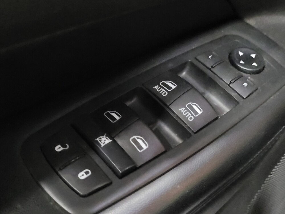 2020 Jeep Grand Cherokee in Temple Hills, MD 20746 - 18125935 27