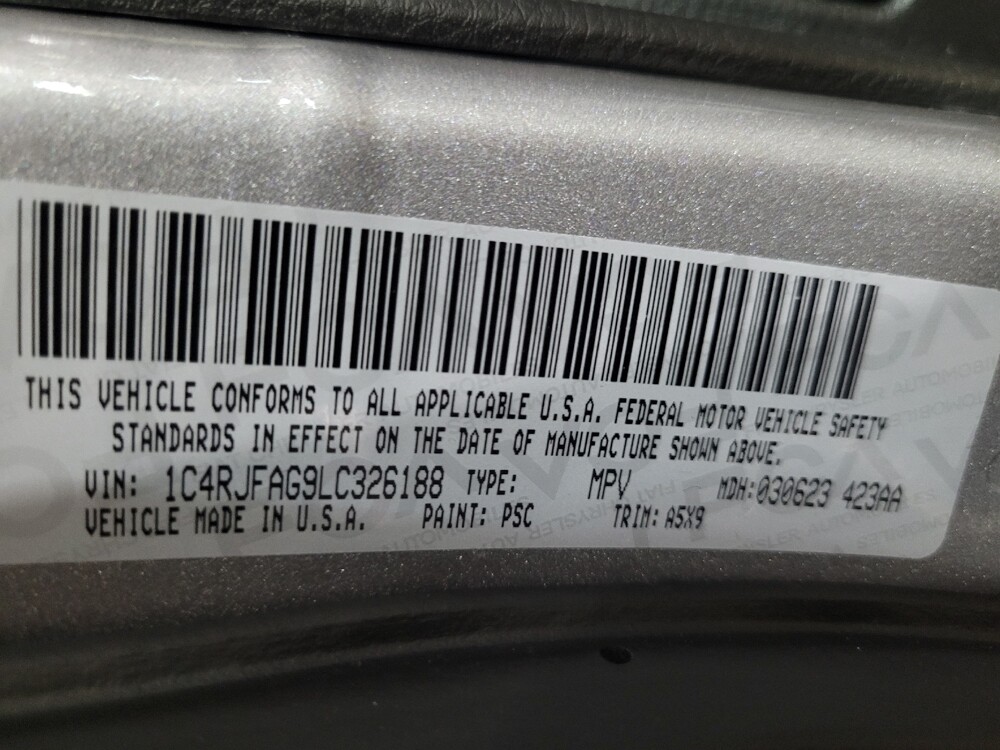 2020 Jeep Grand Cherokee in Temple Hills, MD 20746 - 18125935 33